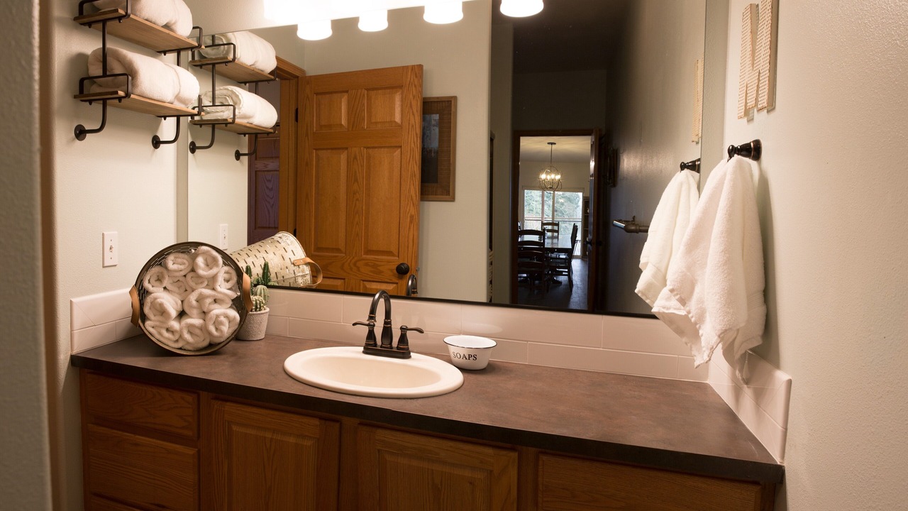 Photo of Bathroom in Aurora