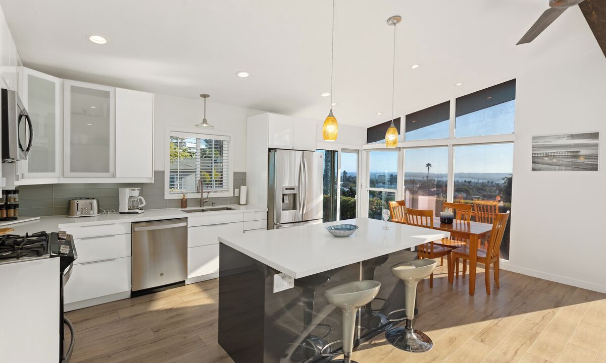 Photo of Kitchen in La Jolla Mesa