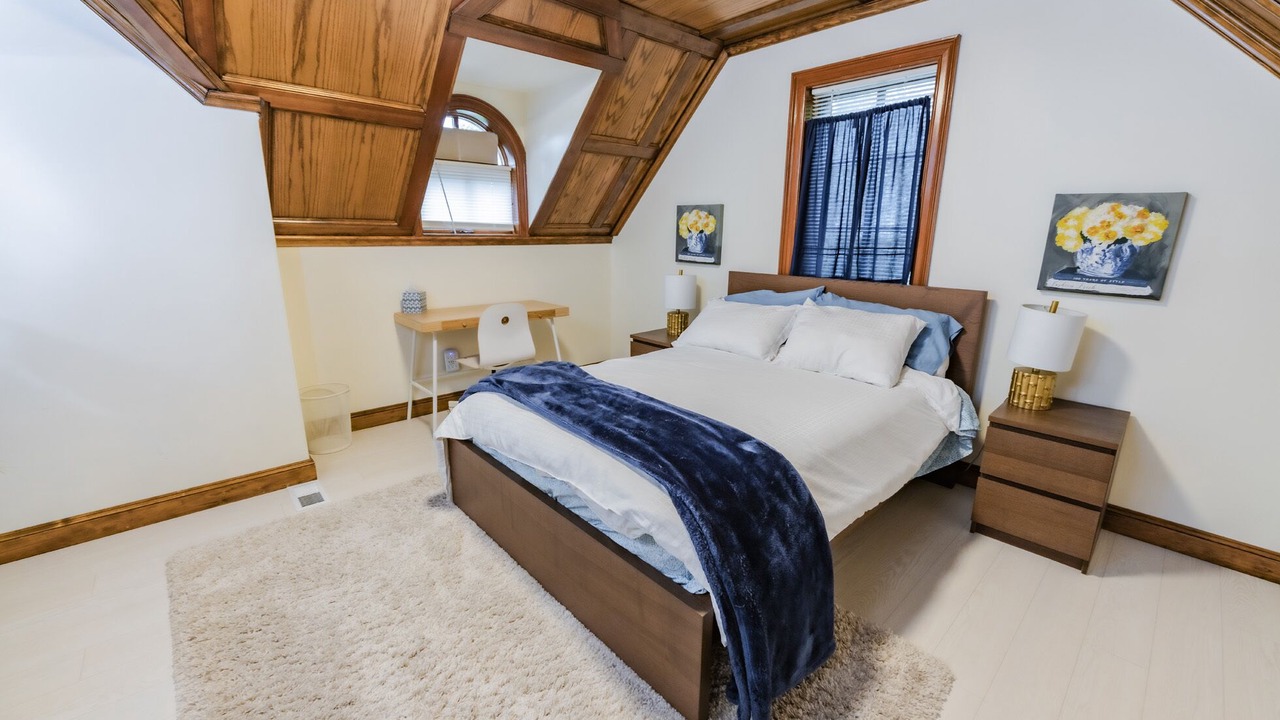 Photo of Bedroom in Southwest Hills