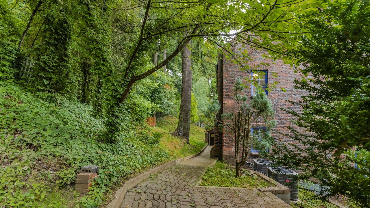 Photo of Outdoor in Southwest Hills