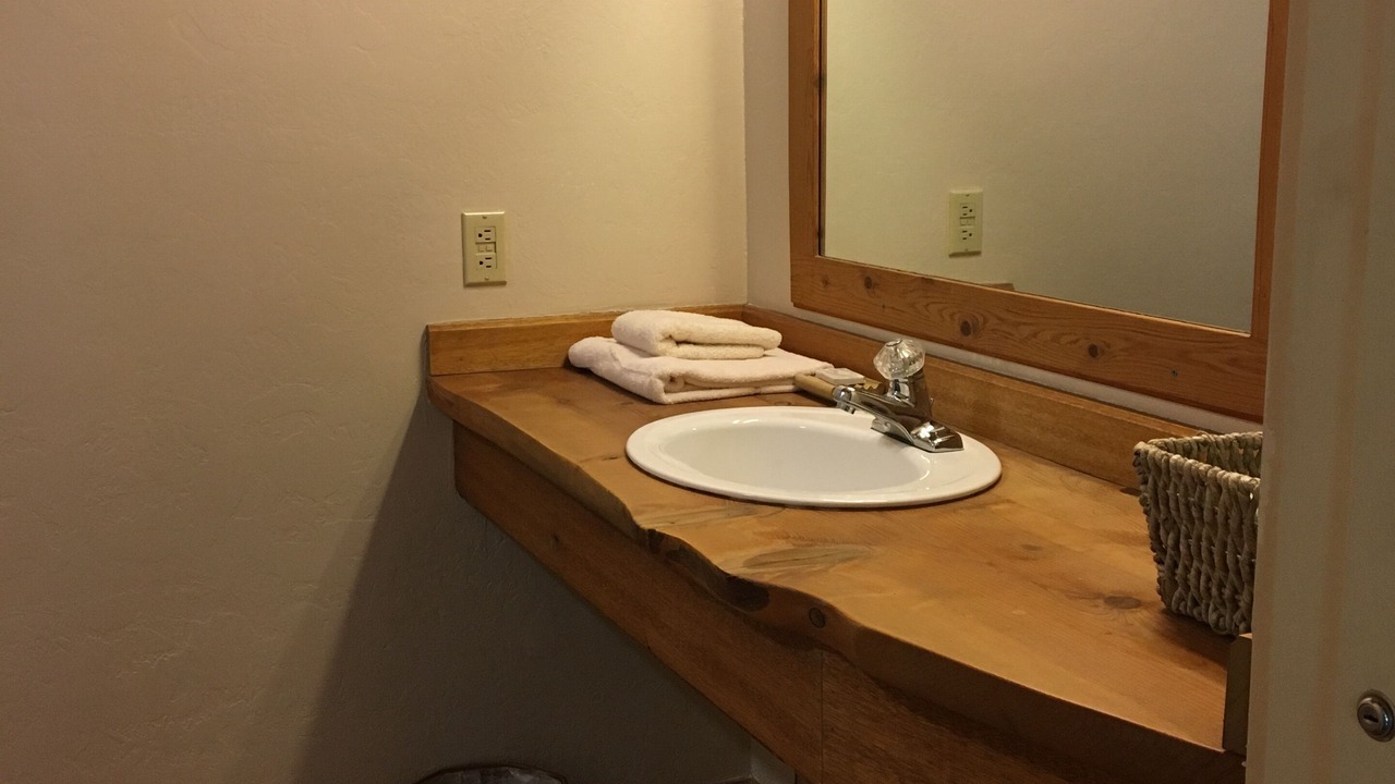 Photo of Bathroom in Dorrington