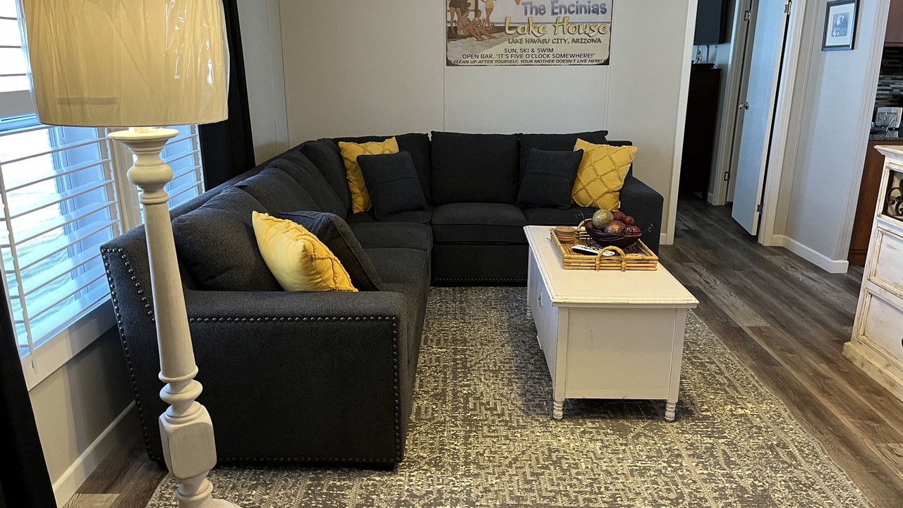 Photo of Livingroom in Desert Hills