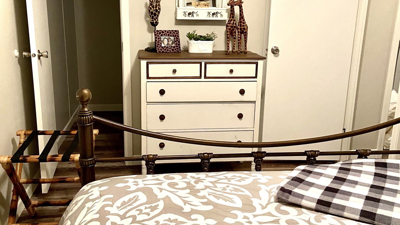 Photo of Bedroom in Desert Hills