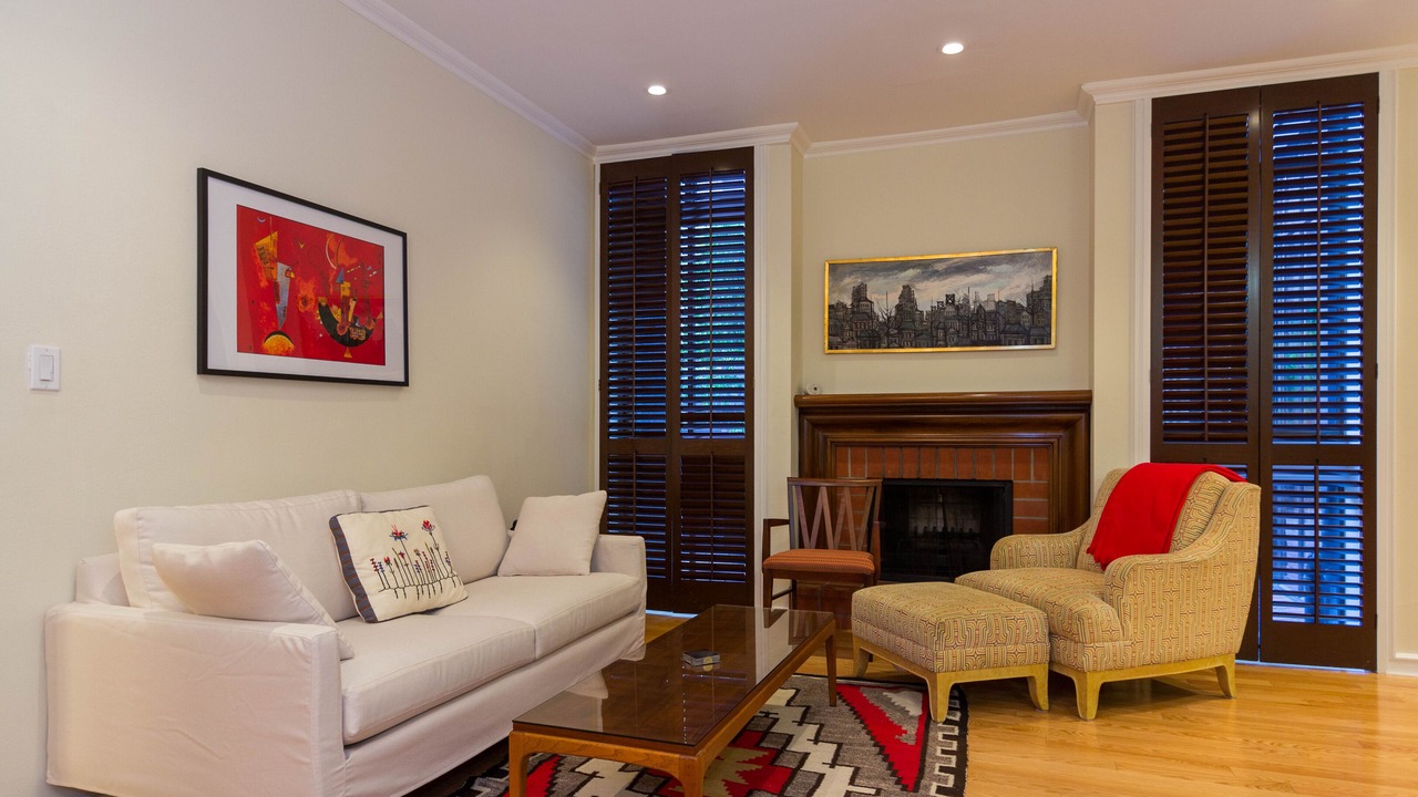 Photo of Livingroom in Lower Nob Hill