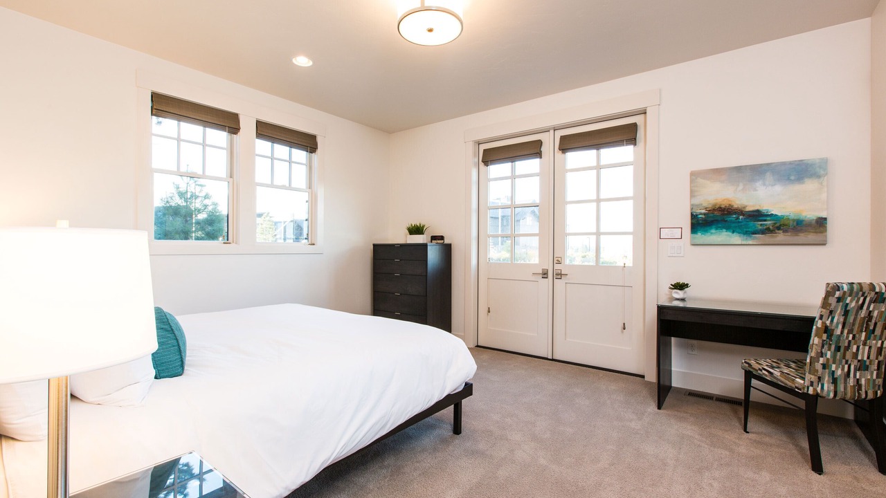 Photo of Bedroom in Bend
