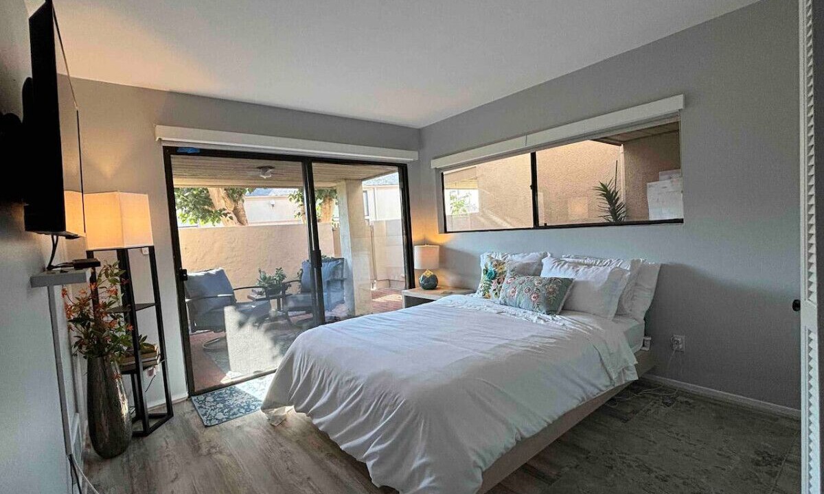 Photo of Bedroom in Solana Beach