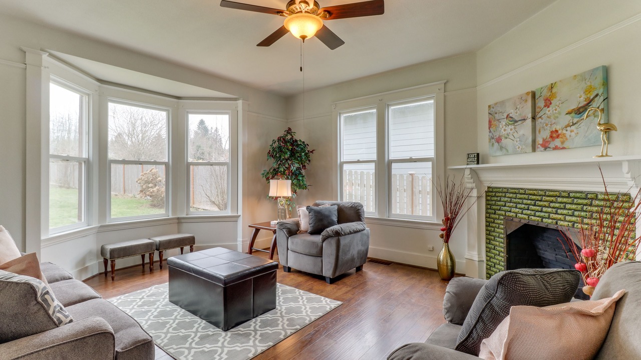 Photo of Livingroom in South Colby