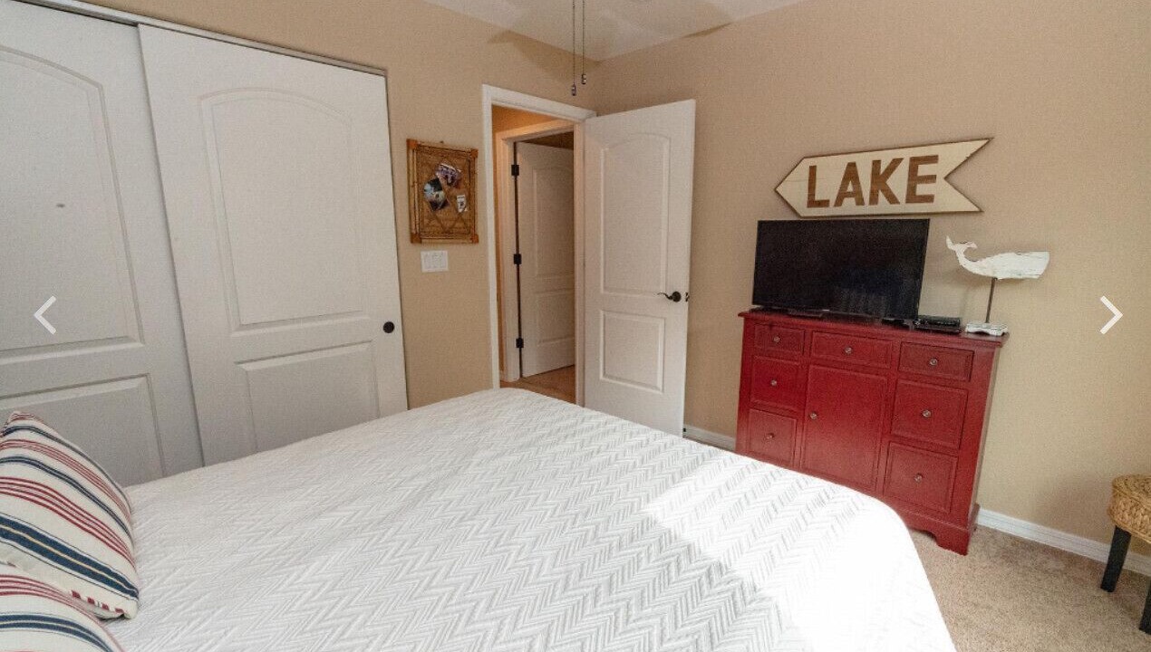 Photo of Bedroom in Residential Estates