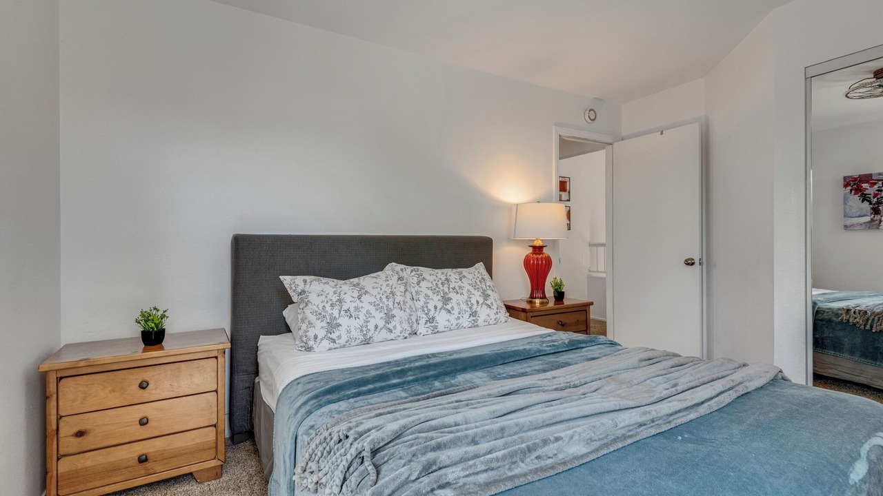 Photo of Bedroom in Green Valley