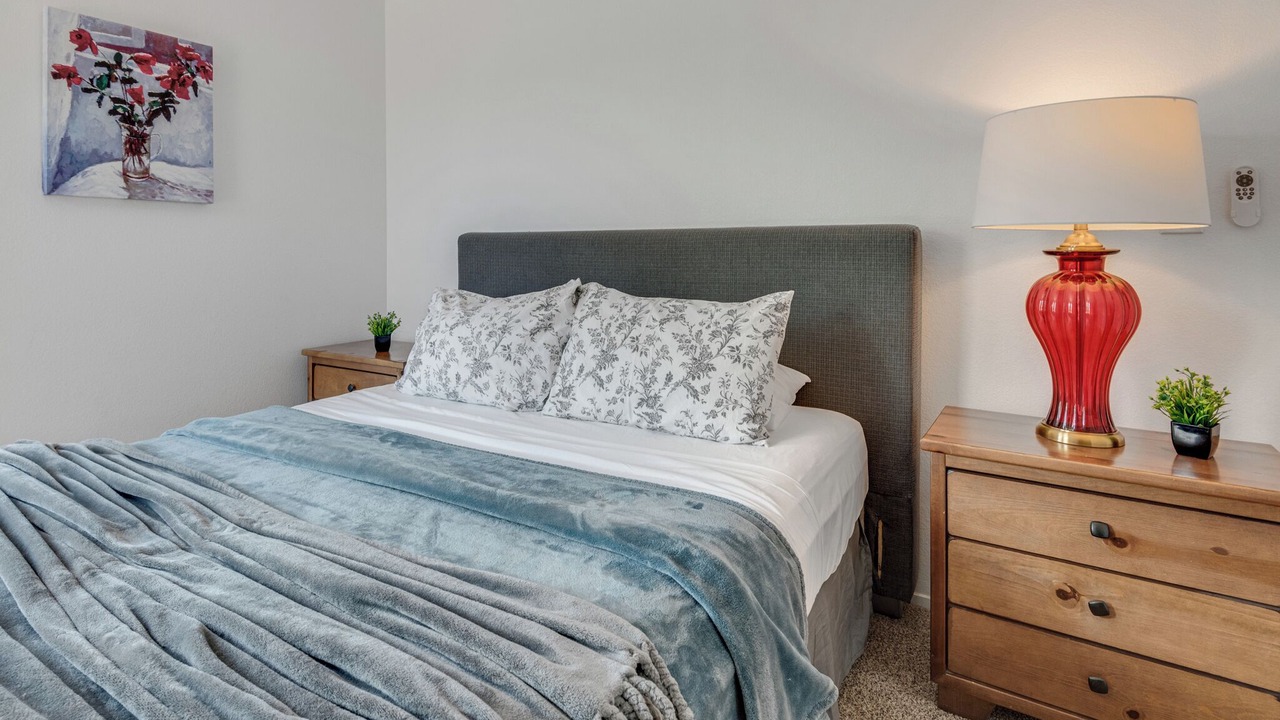 Photo of Bedroom in Green Valley