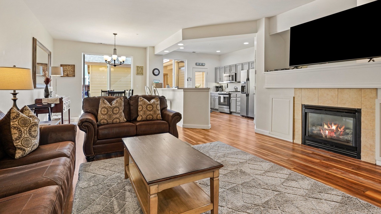 Photo of Livingroom in Southern Crossing