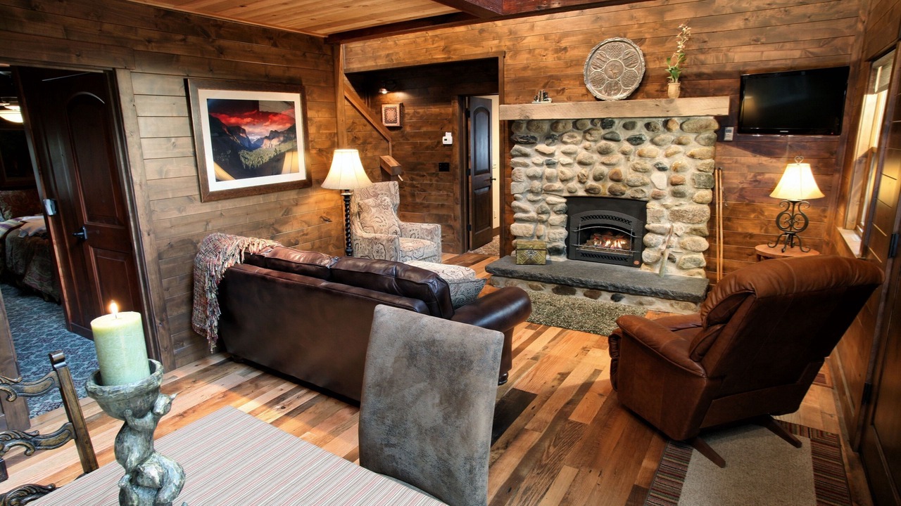 Photo of Livingroom in North Wawona