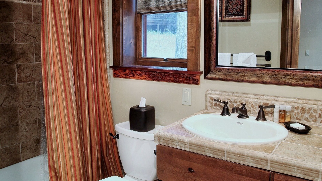 Photo of Bathroom in North Wawona