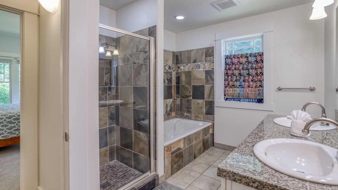 Photo of Bathroom in Gearhart