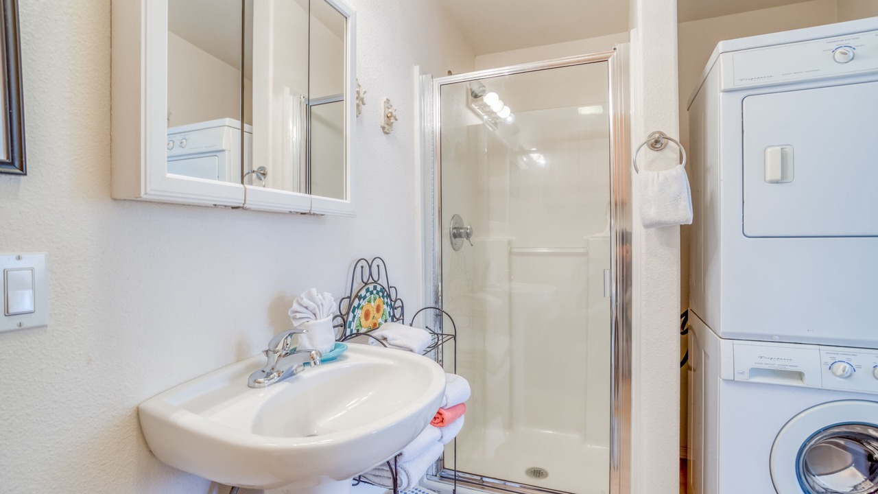 Photo of Bathroom in Bayshore