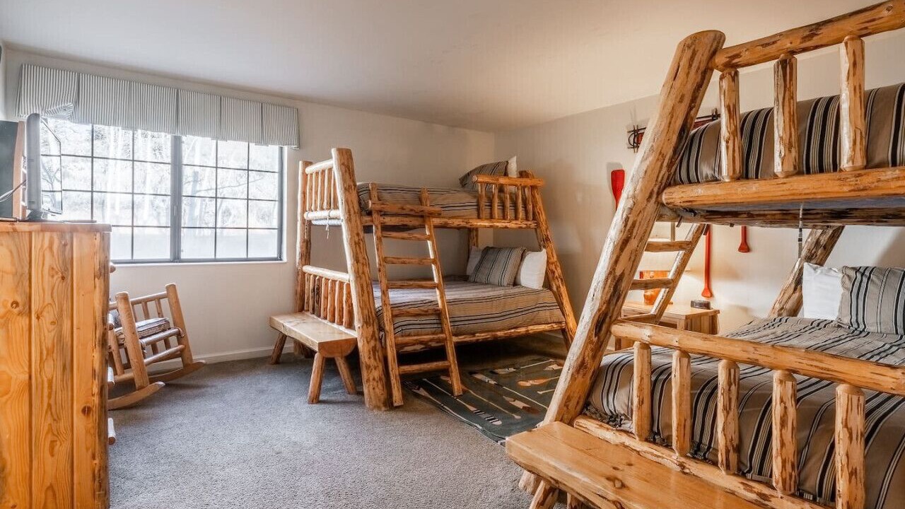 Photo of Bedroom in June Lake