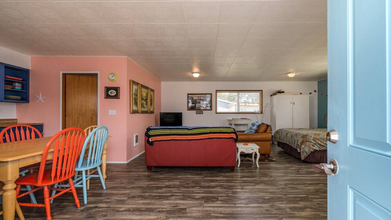Photo of Livingroom in Pacific Beach