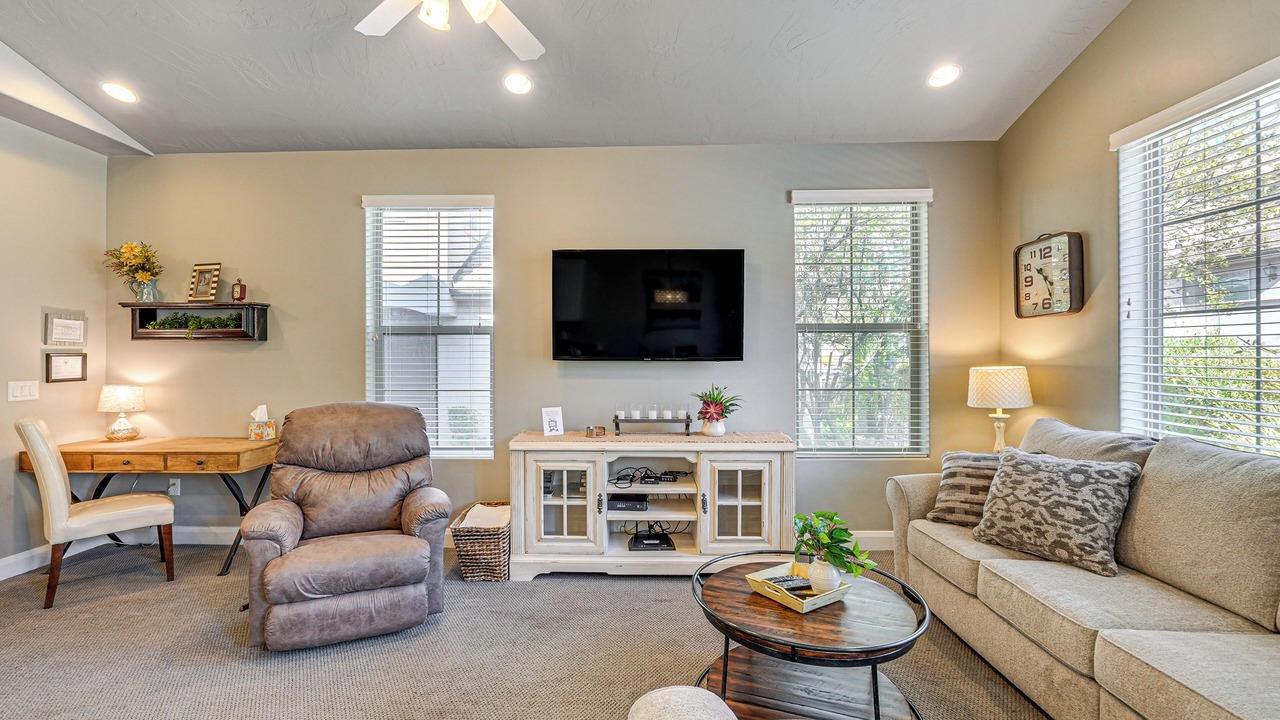 Photo of Livingroom in Sienna Hills