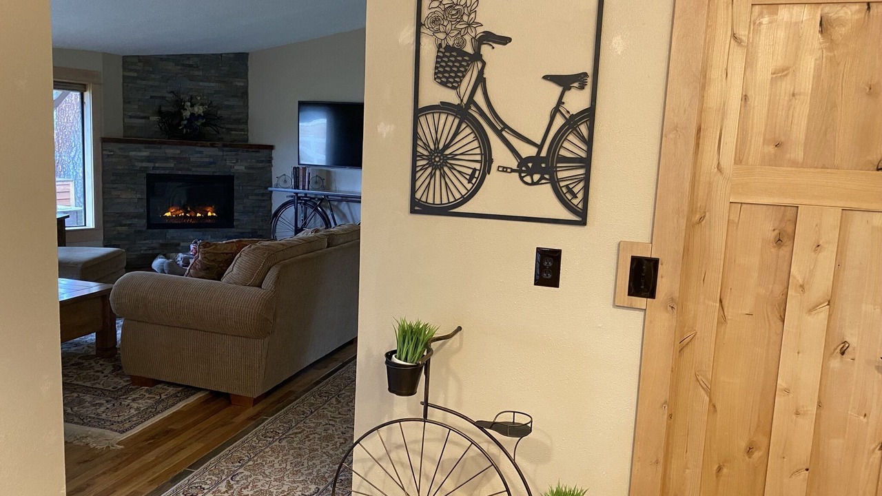 Photo of Livingroom in Sisters