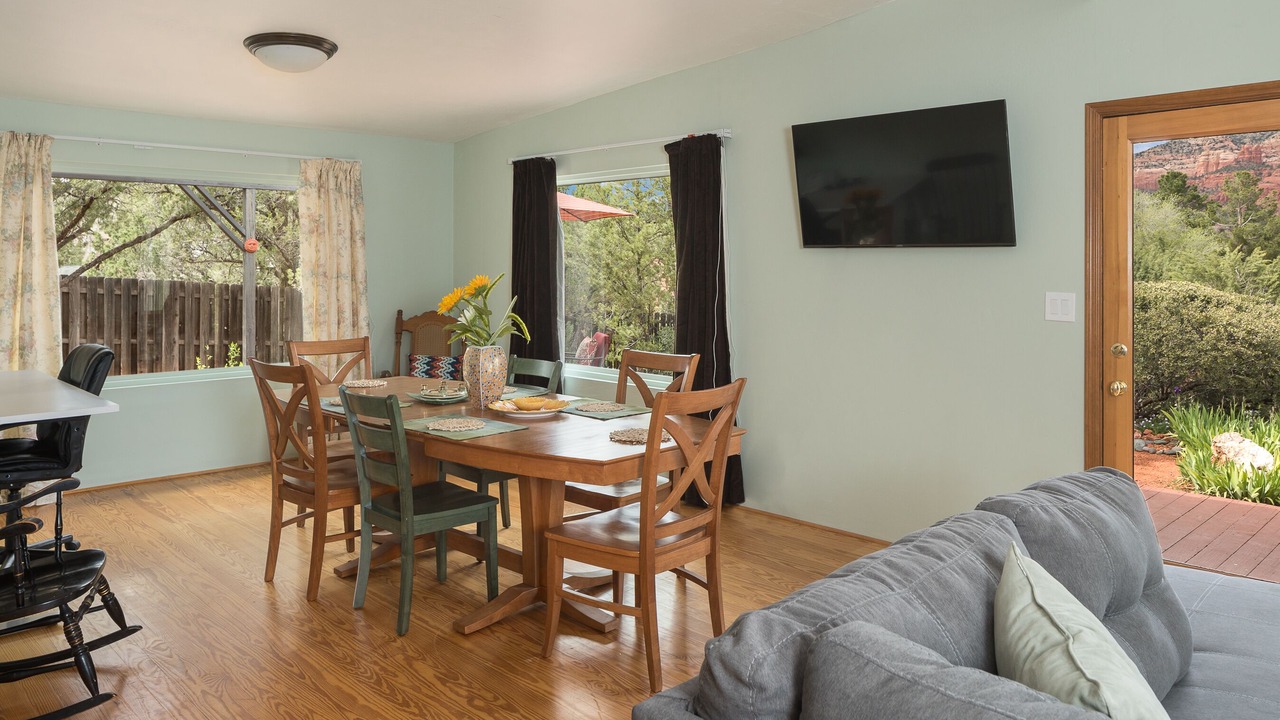 Photo of Livingroom in West Sedona