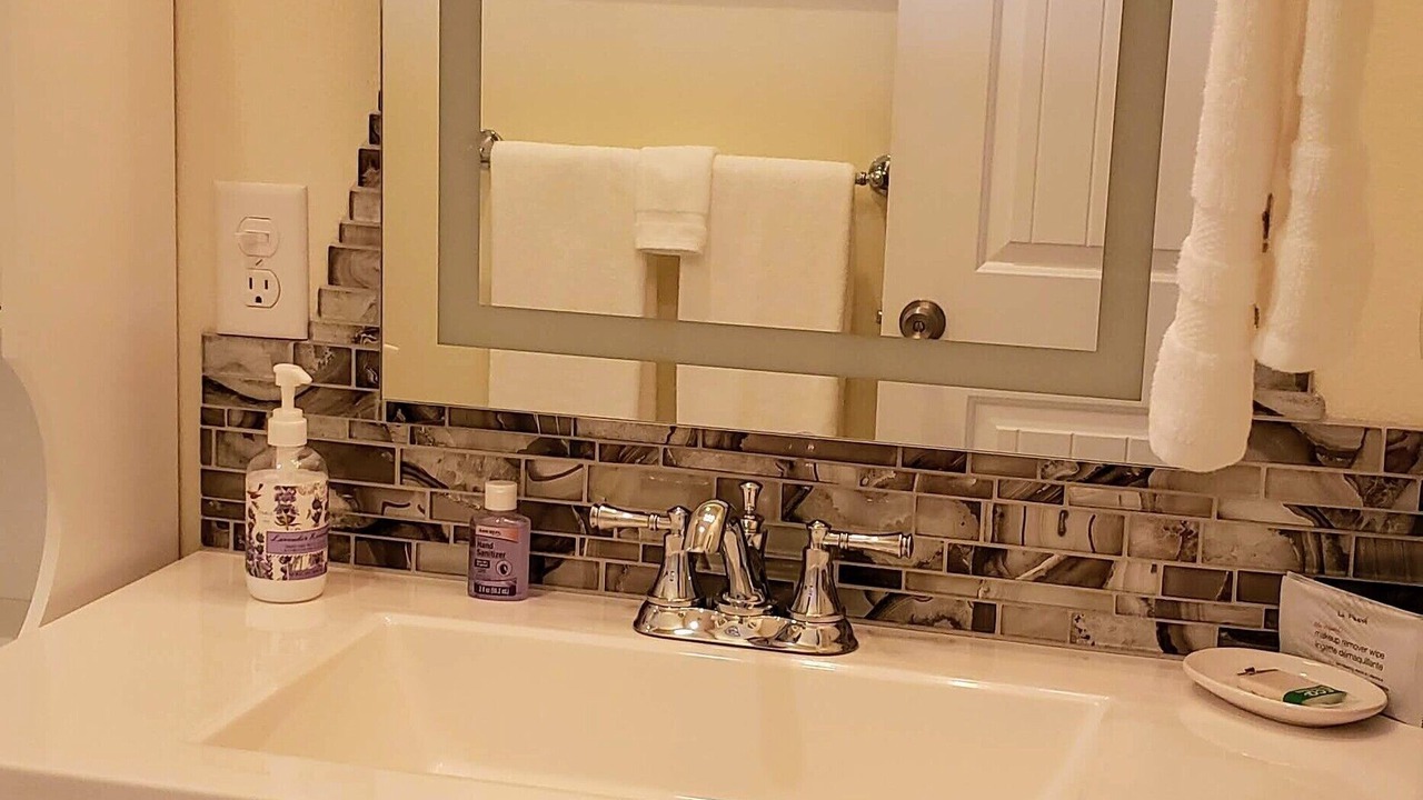 Photo of Bathroom in Silverton