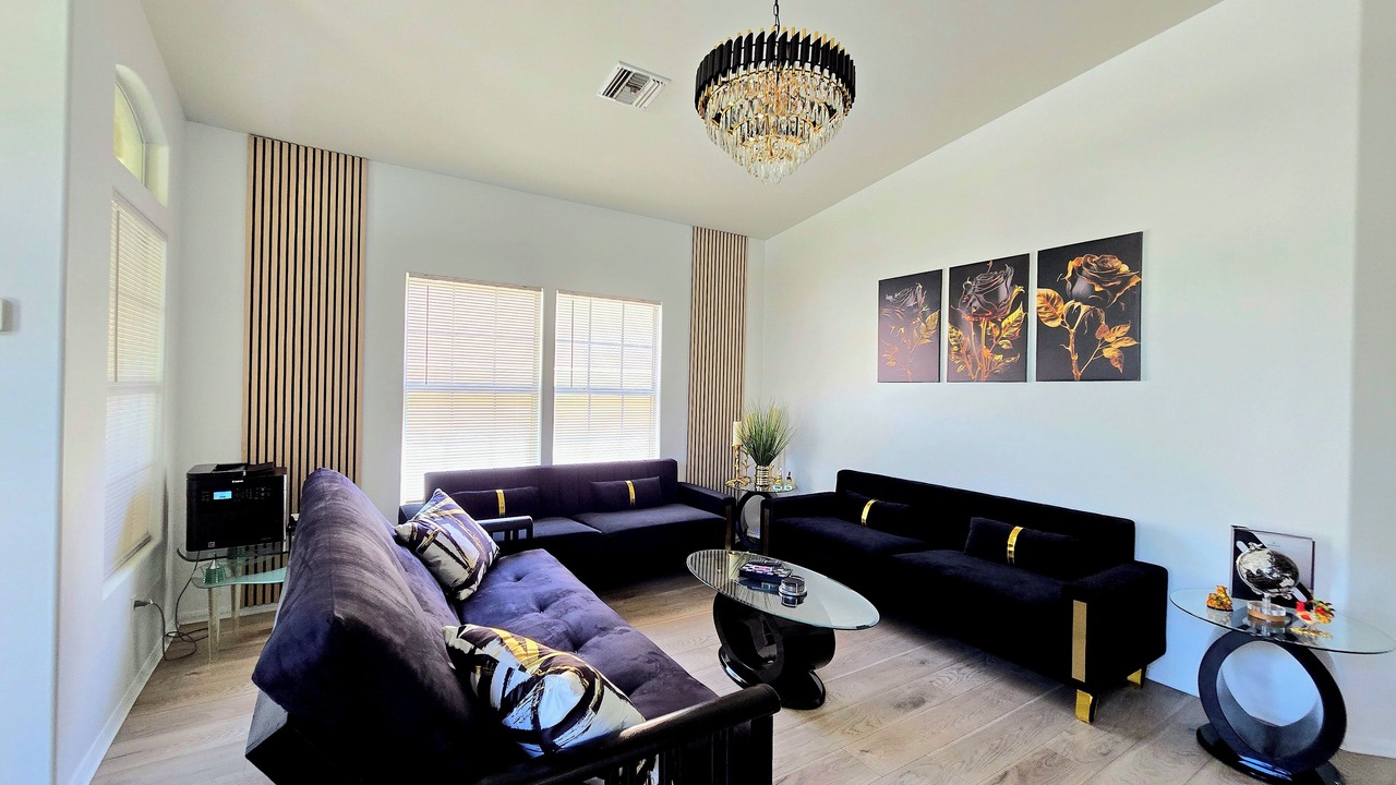 Photo of Livingroom in Cathedral City