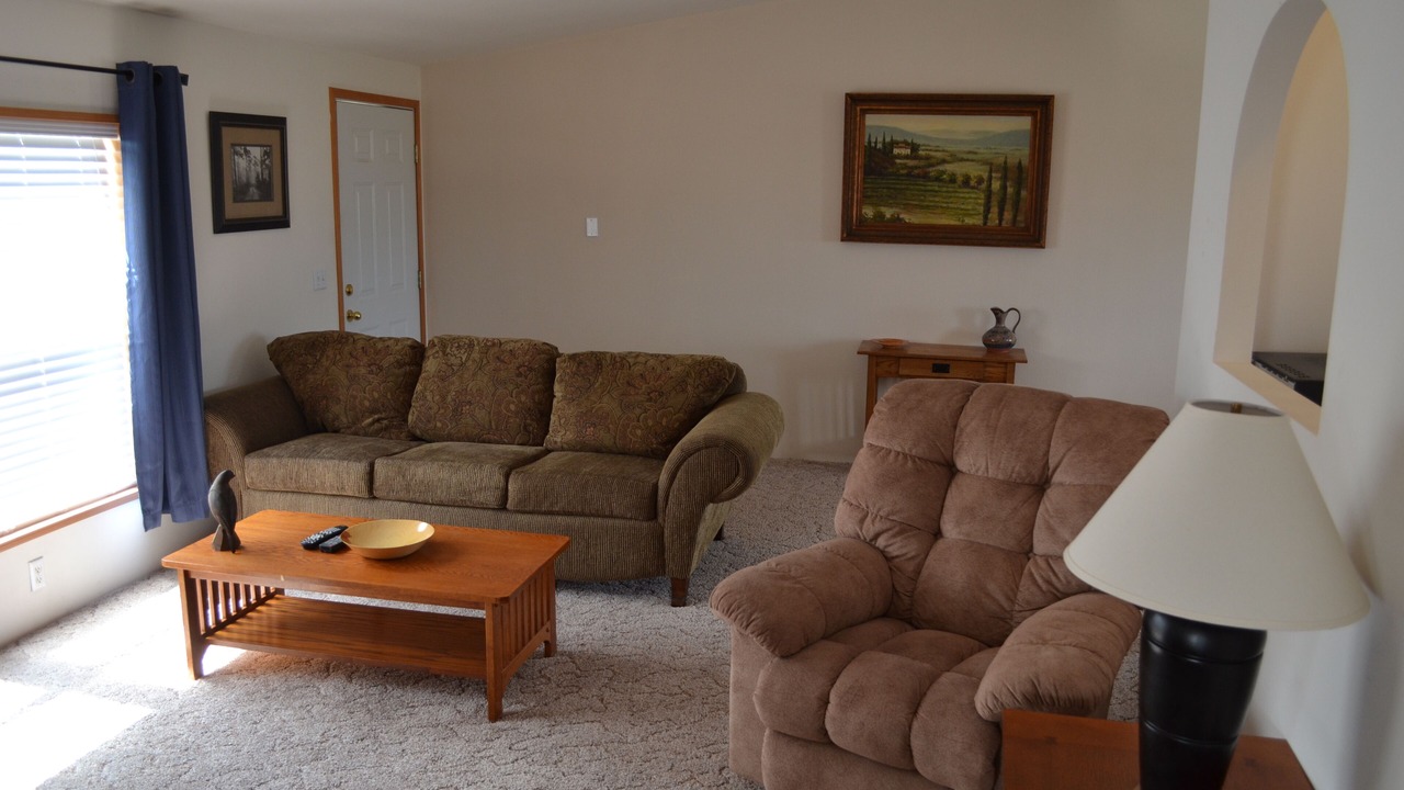 Photo of Livingroom in Crooked River Ranch