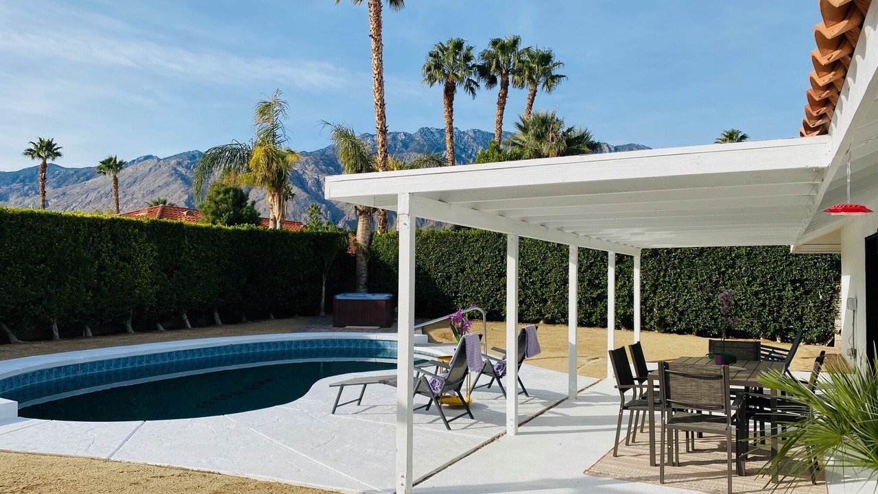 Photo of Outdoor in Desert Park Estates