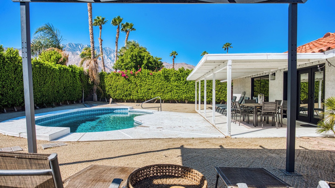Photo of Outdoor in Desert Park Estates