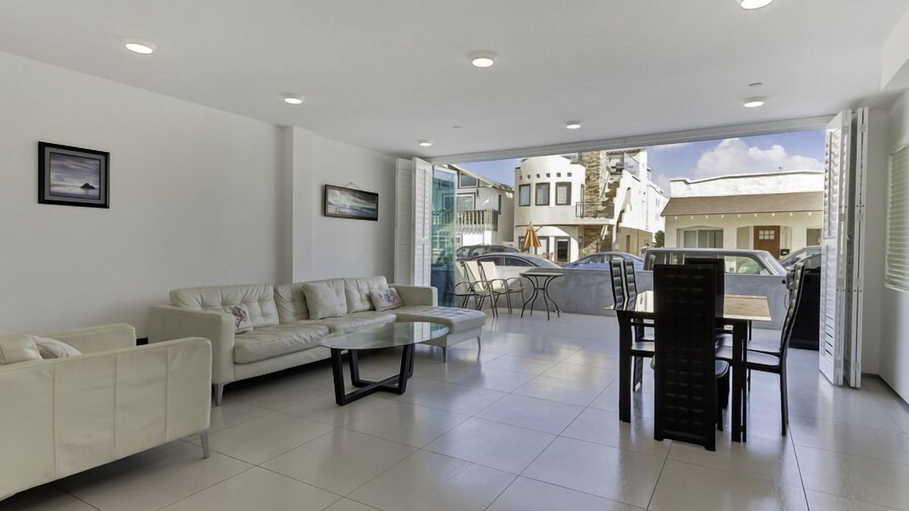 Photo of Livingroom in West Newport