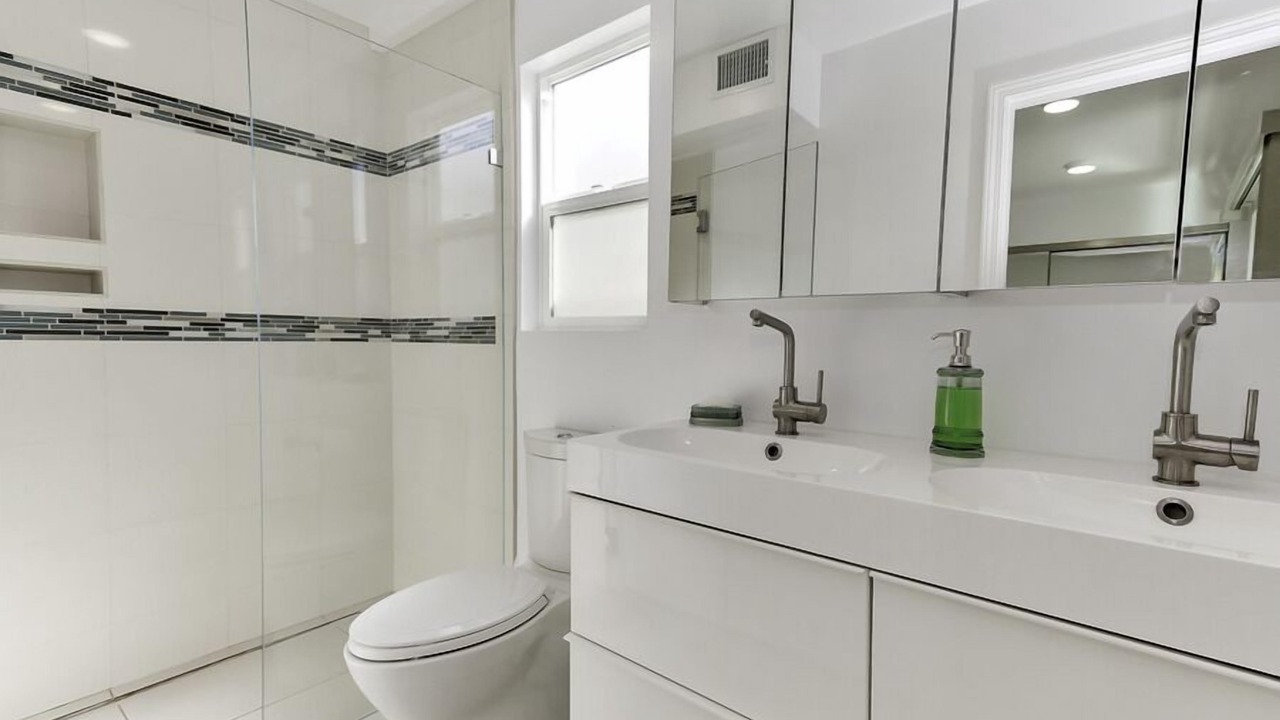 Photo of Bathroom in West Newport
