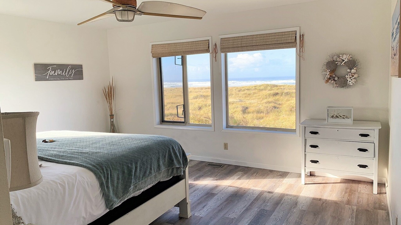 Photo of Bedroom in Grayland