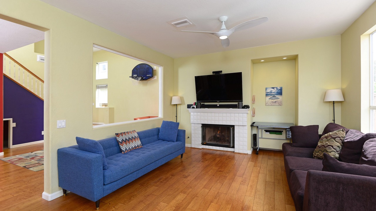 Photo of Bedroom in Carmel Valley