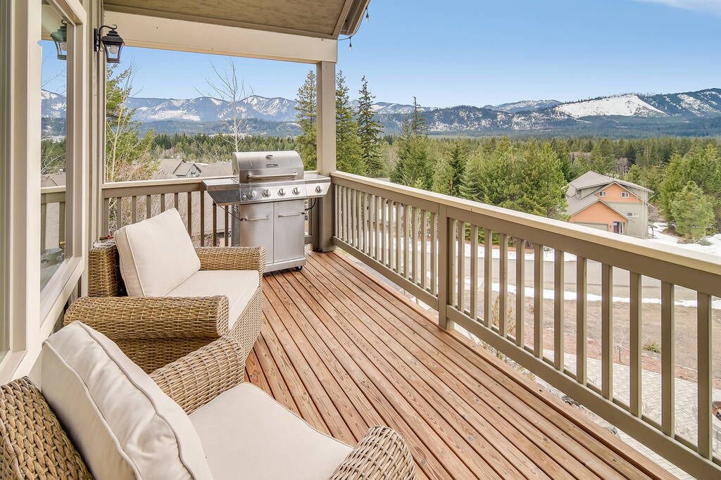 Photo of Outdoor in Ronald