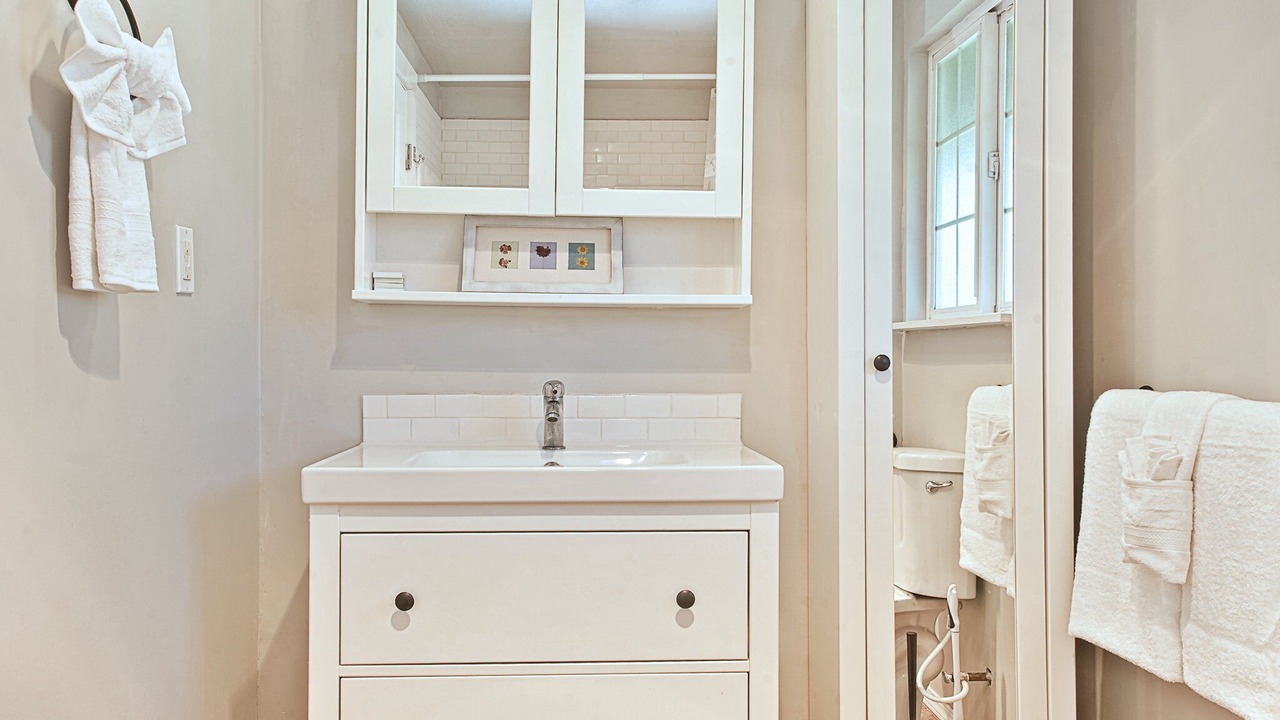 Photo of Bathroom in Oyehut-Hogans Corner