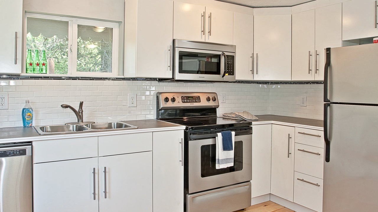 Photo of Kitchen in Oyehut-Hogans Corner