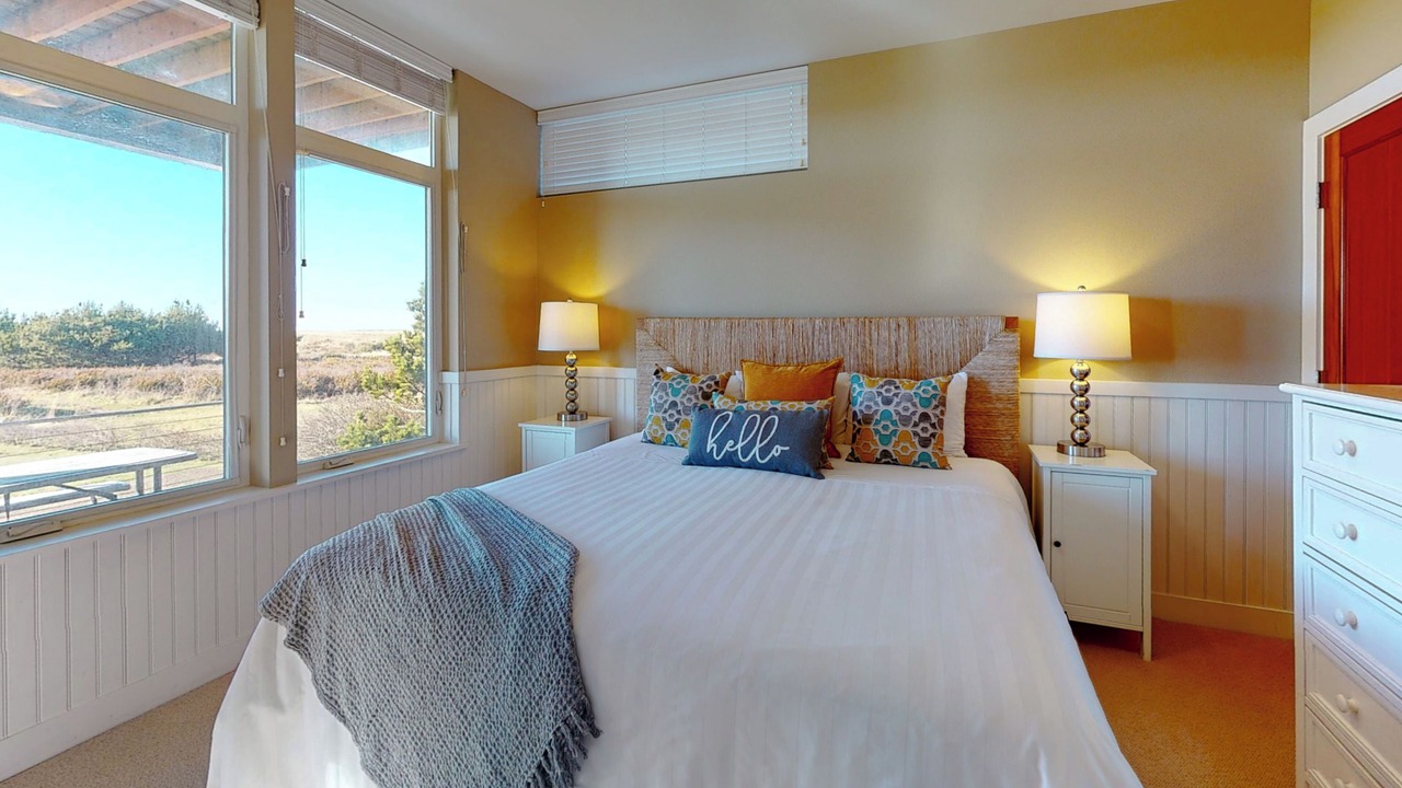 Photo of Bedroom in Gearhart