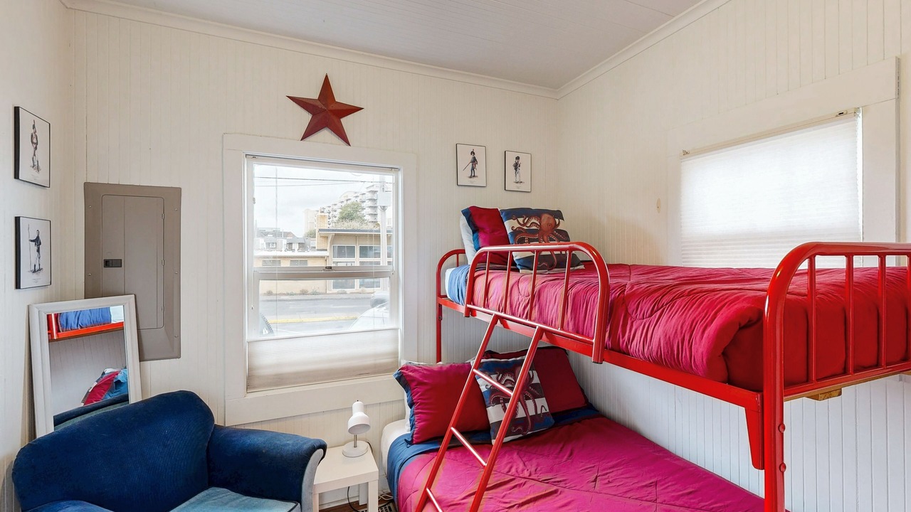 Photo of Bedroom in Seaside