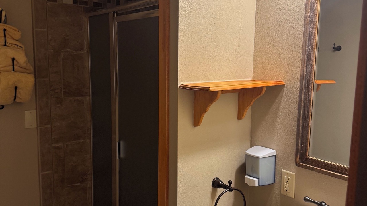 Photo of Bathroom in Bandon