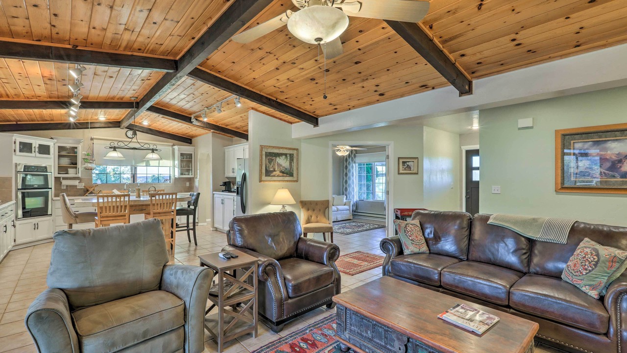 Photo of Livingroom in Williamson