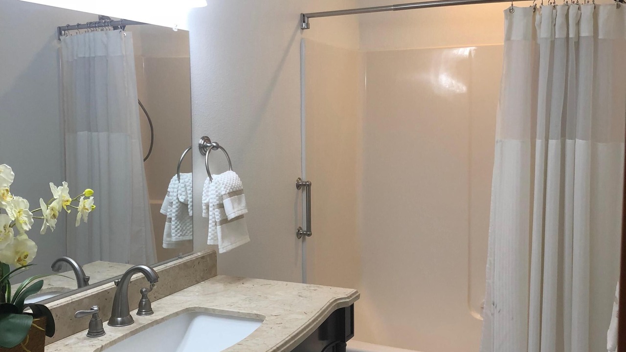 Photo of Bathroom in Milwaukie