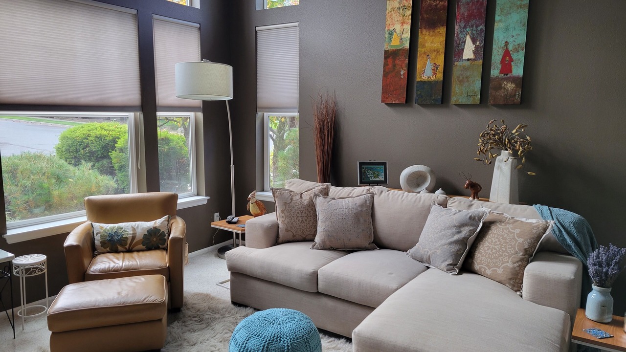 Photo of Livingroom in Southern Crossing