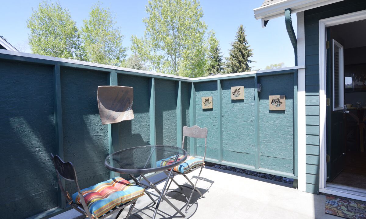Photo of Outdoor in Old Bend