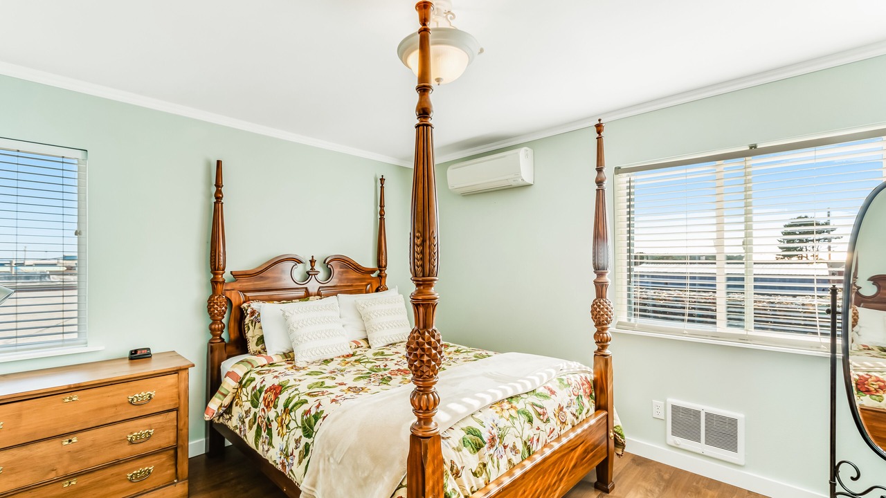 Photo of Bedroom in Westport