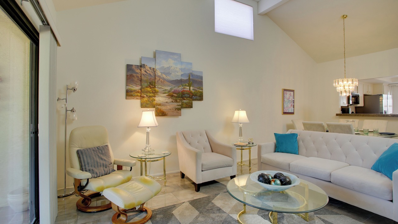 Photo of Livingroom in Cathedral City