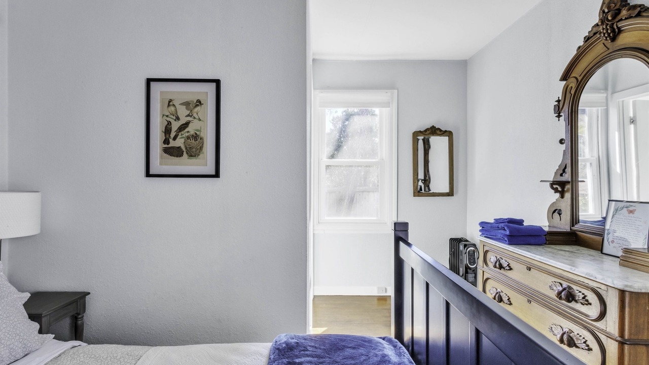 Photo of Bedroom in Santa Rosa