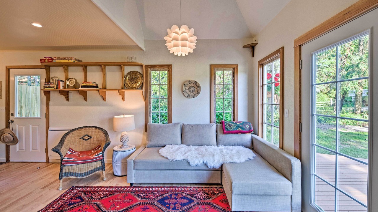 Photo of Livingroom in Adelma Beach
