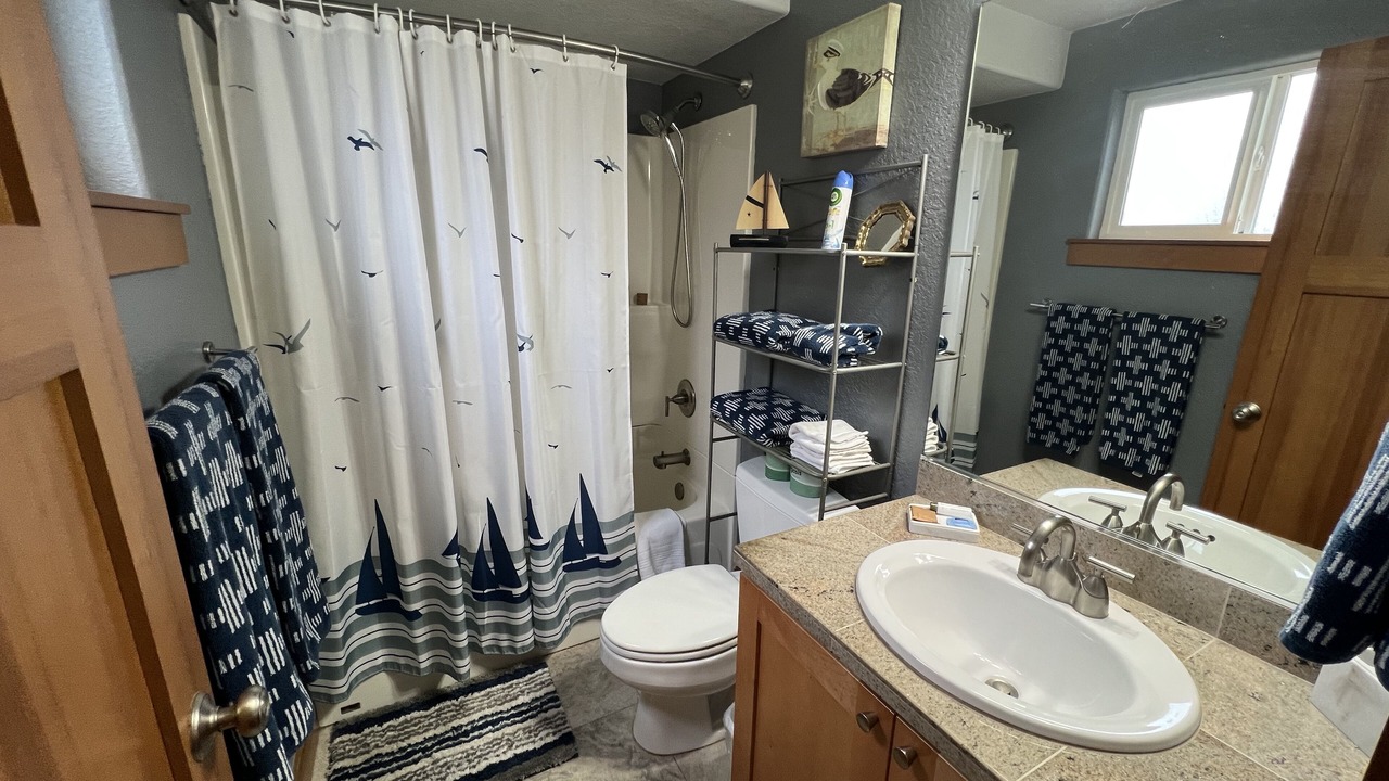 Photo of Bathroom in Seaside