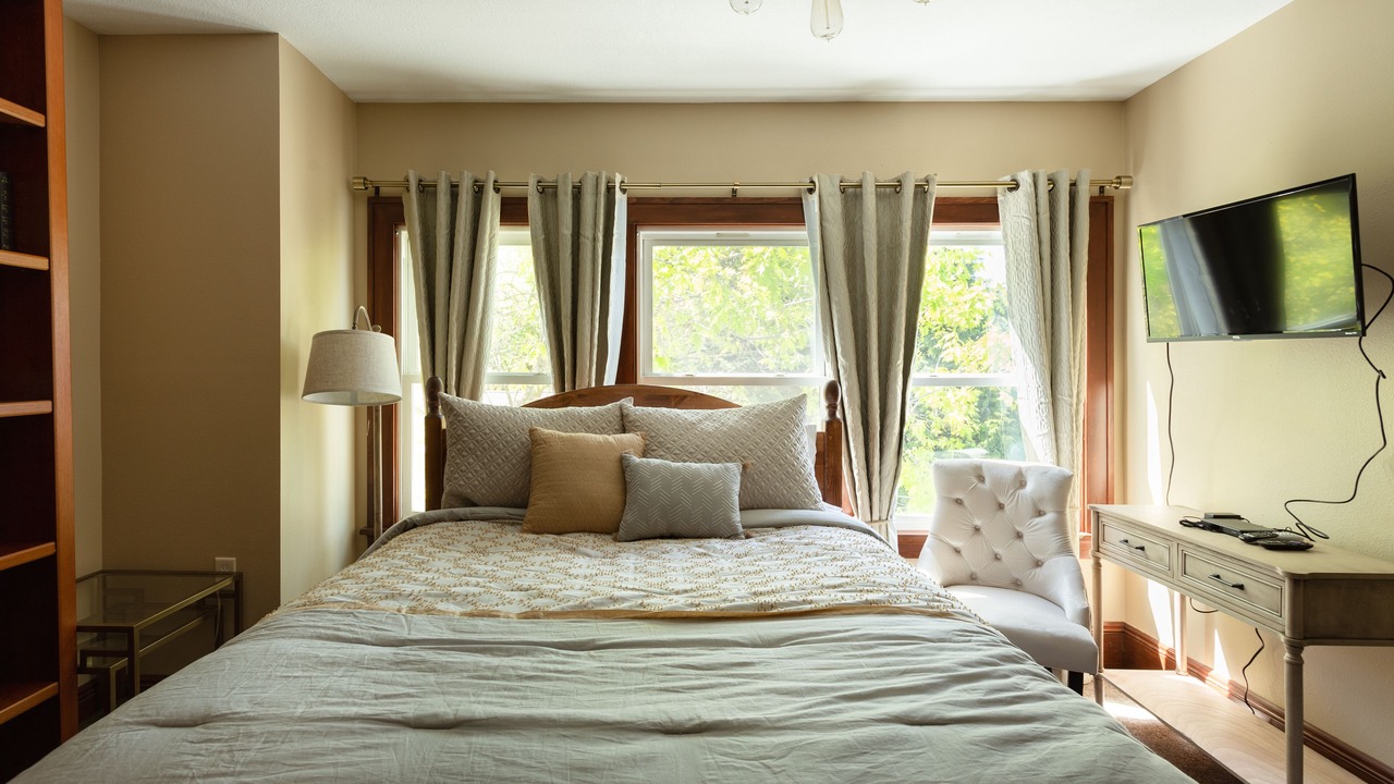 Photo of Bedroom in Overlook