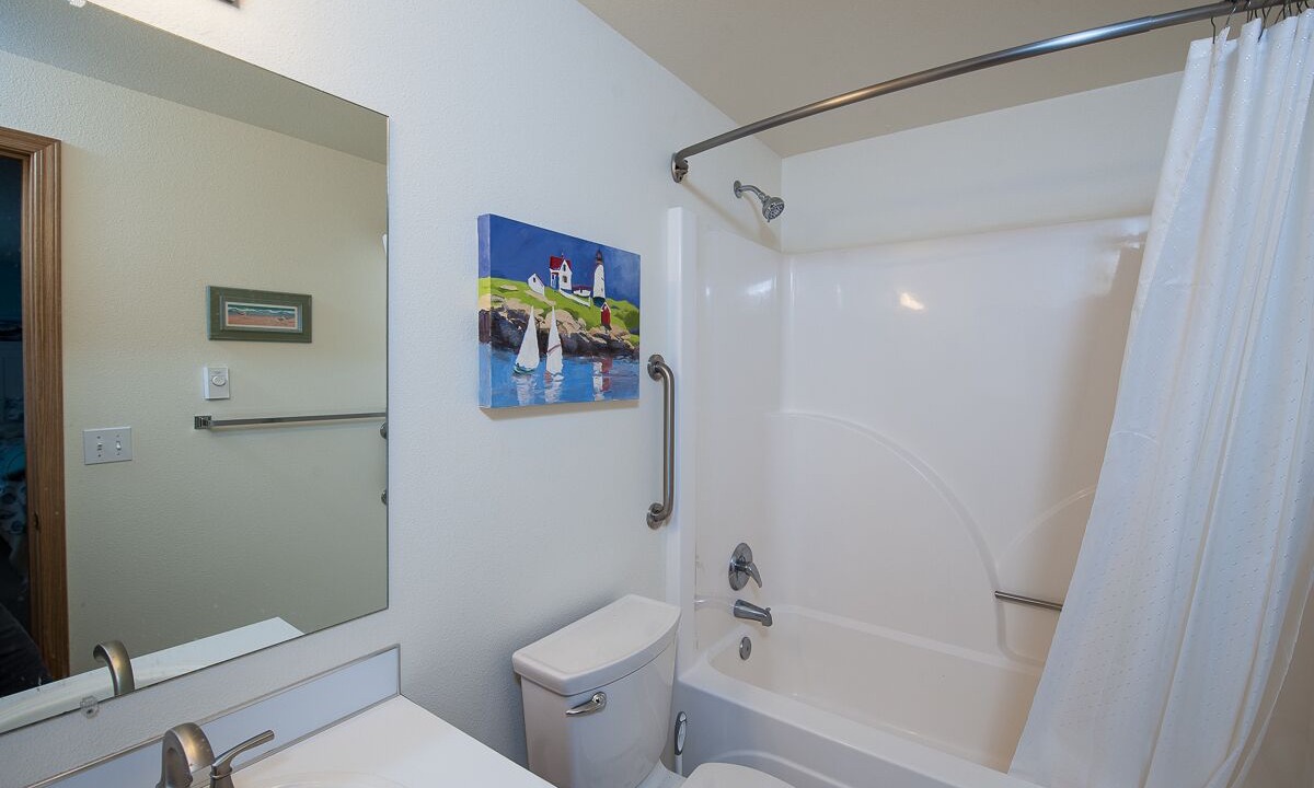 Photo of Bathroom in Seaside